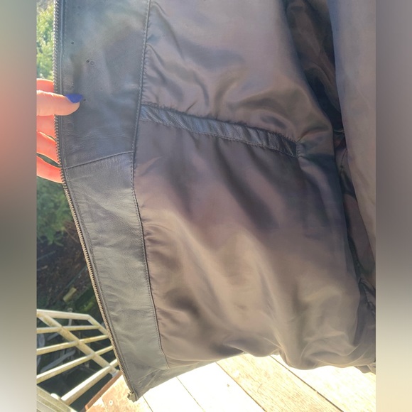 Men’s Leather Jacket - Picture 8 of 8